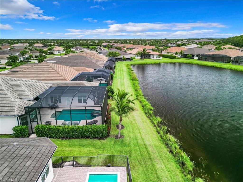 28688 Sicily Loop Property Photo 3