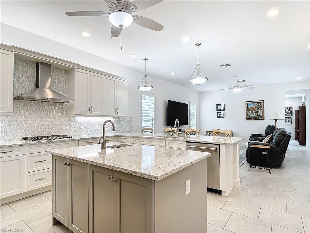 28688 Sicily Loop Property Photo 14