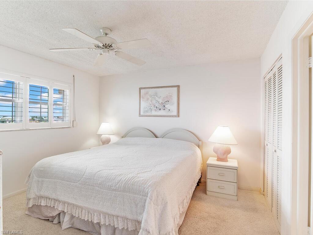 1202 Edington Pl # B401 Property Photo 17