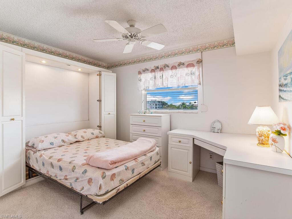 1202 Edington Pl # B401 Property Photo 22