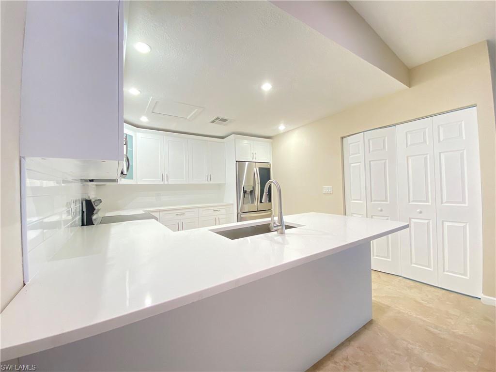 15482 Crystal Lake Dr Property Photo 3