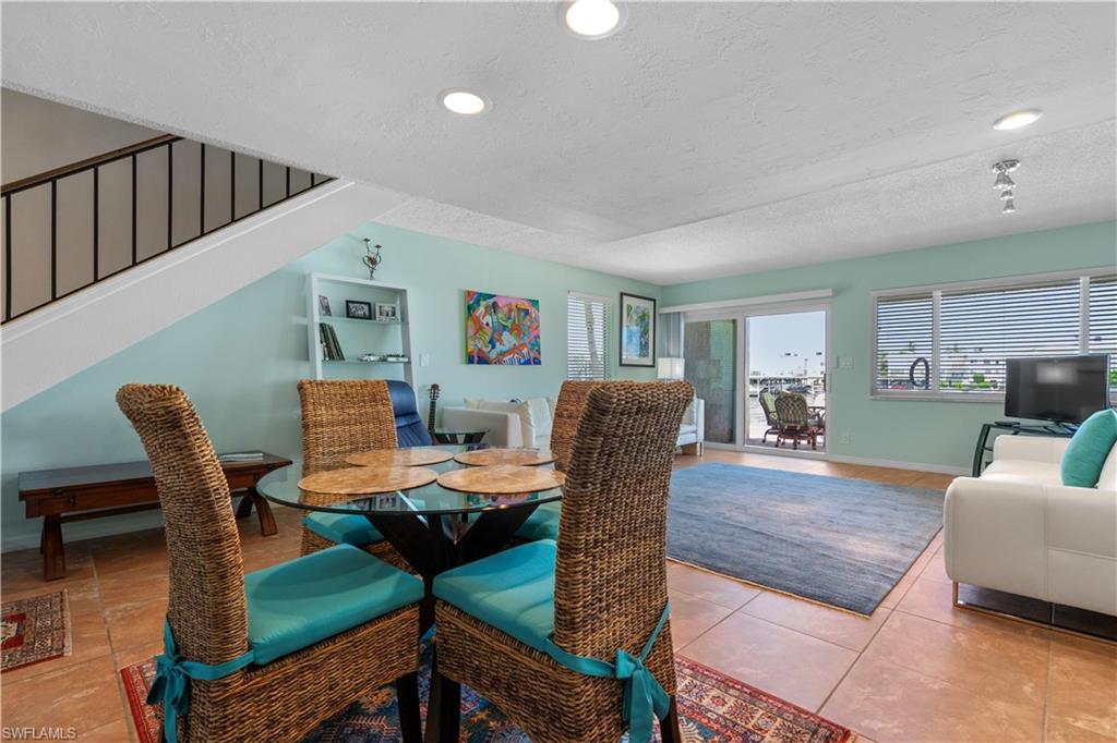 800 River Point Dr # 213 Property Photo 21