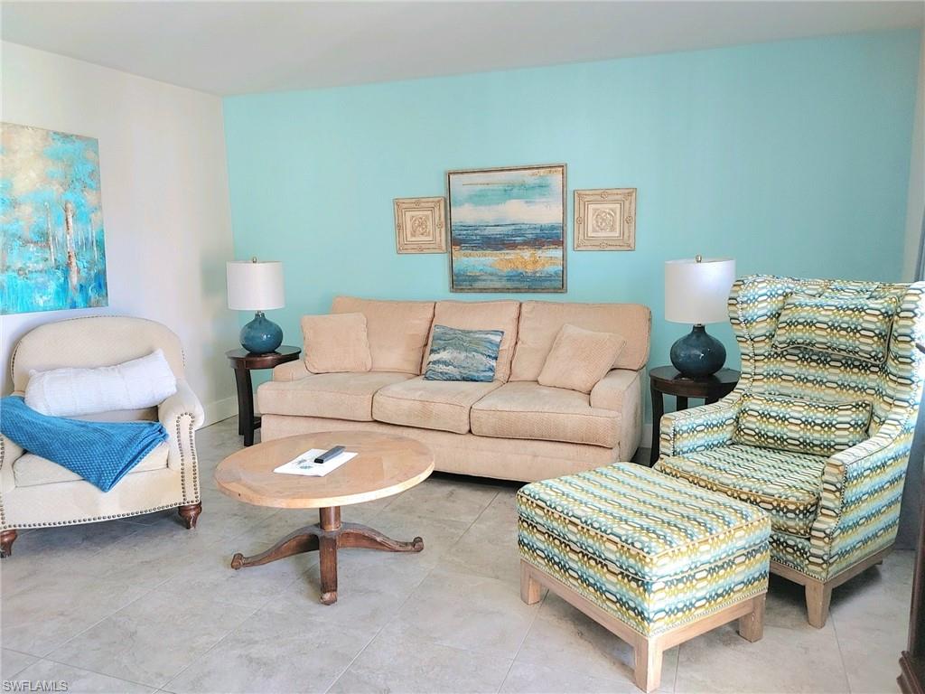 2840 Shoreview Dr # 7 Property Photo 3