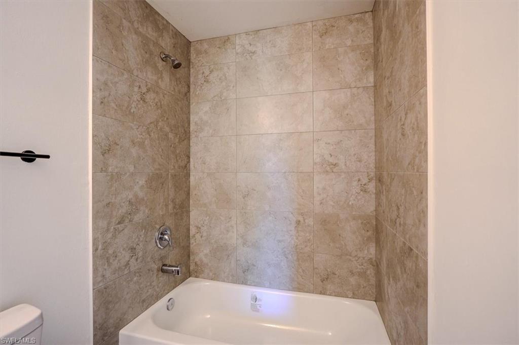 3835 Lora St Property Photo 15