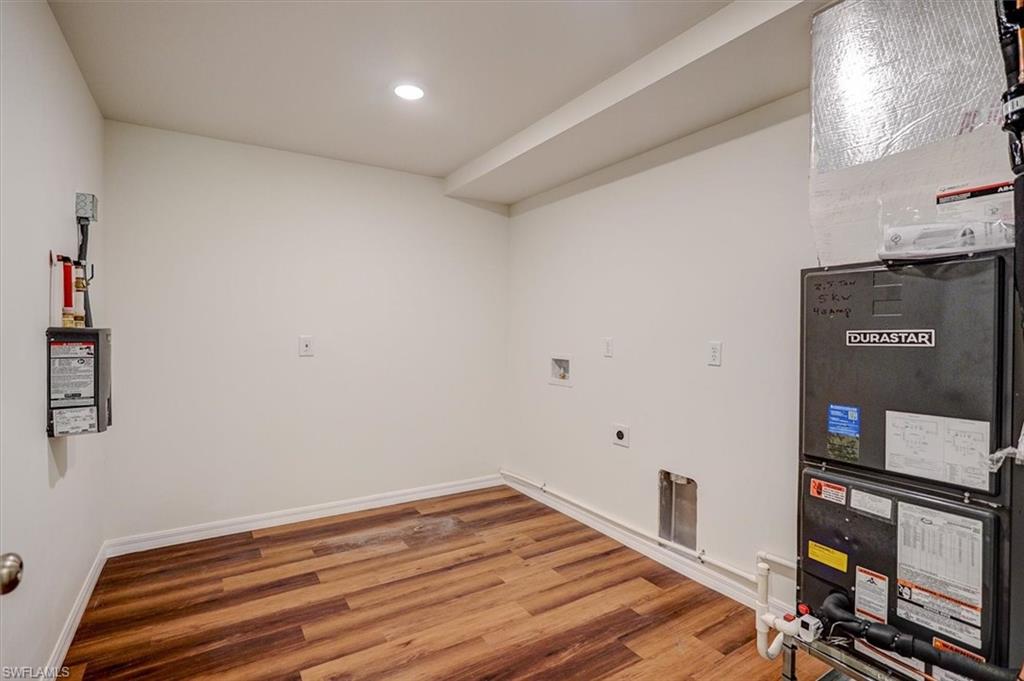 3835 Lora St Property Photo 24