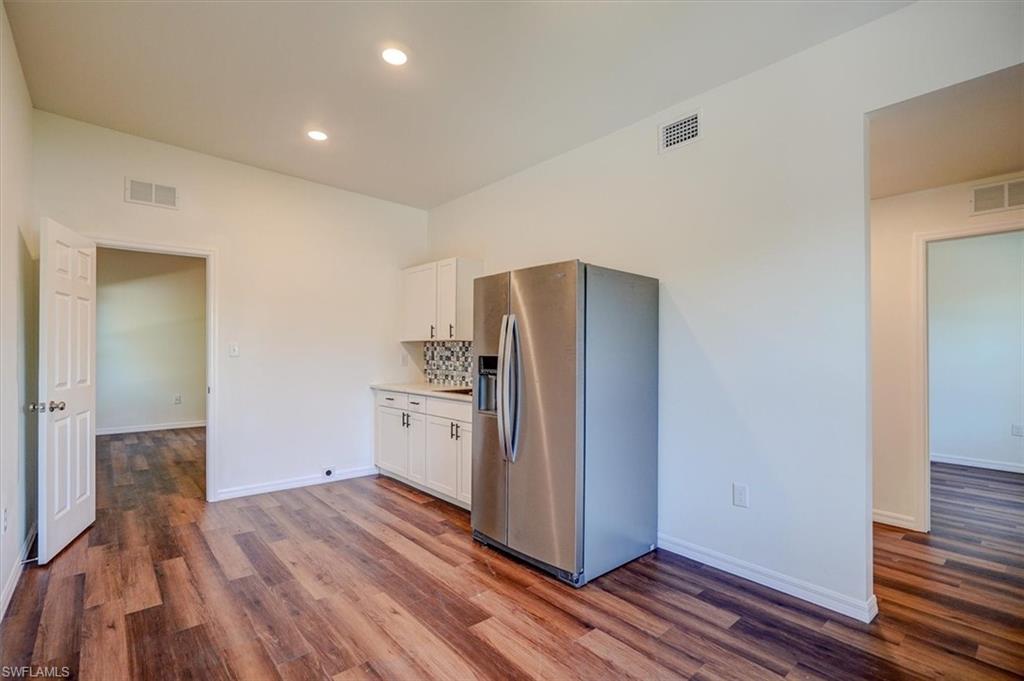 3835 Lora St Property Photo 26