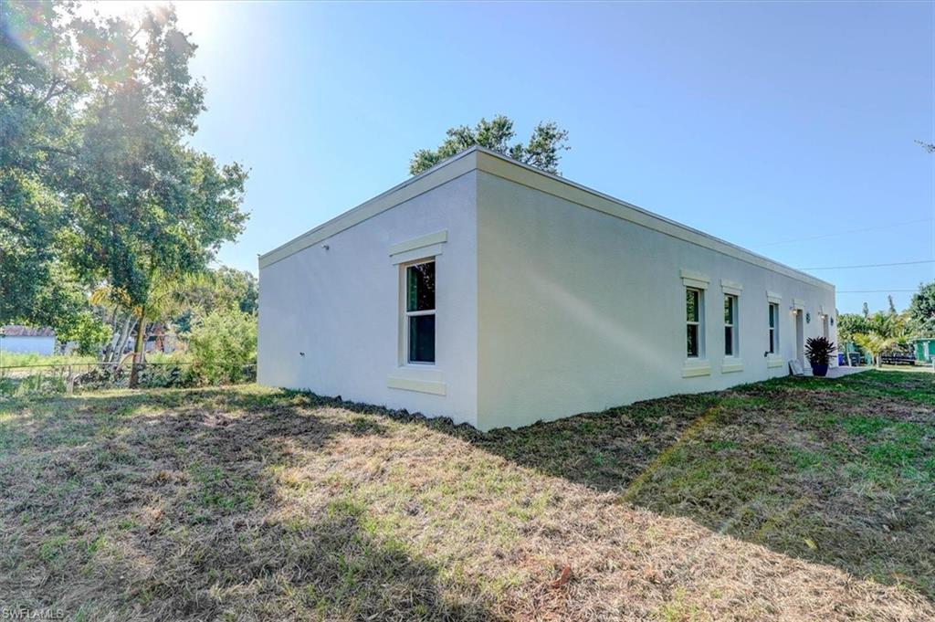 3835 Lora St Property Photo 42