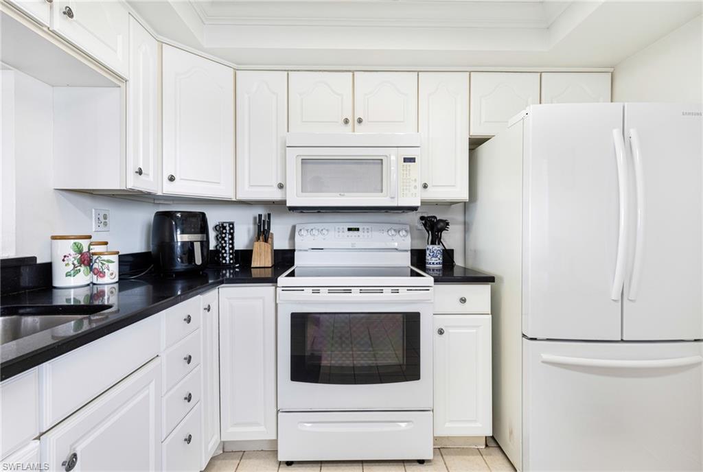 6672 Estero Blvd A508 Property Photo 17