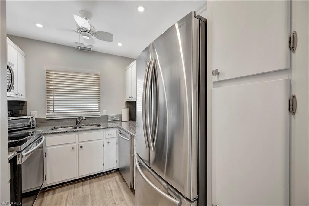 668 Broad Ave S # J668 Property Photo 7