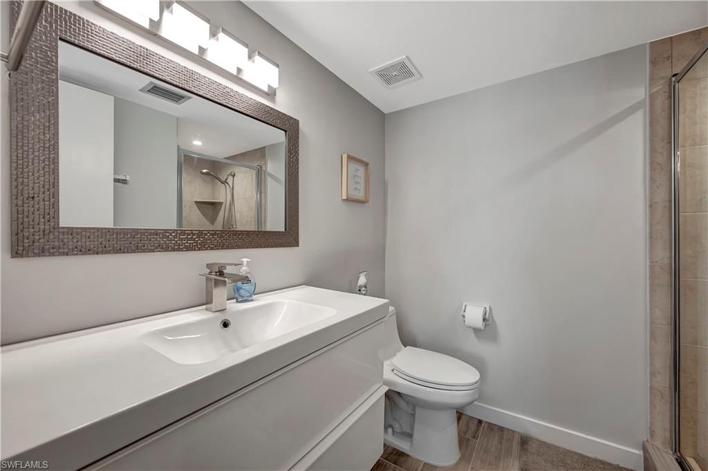 668 Broad Ave S # J668 Property Photo 13