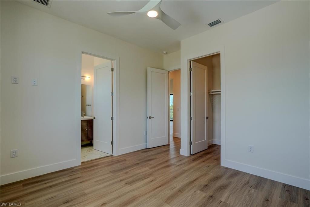 276 Albatross St Property Photo 26