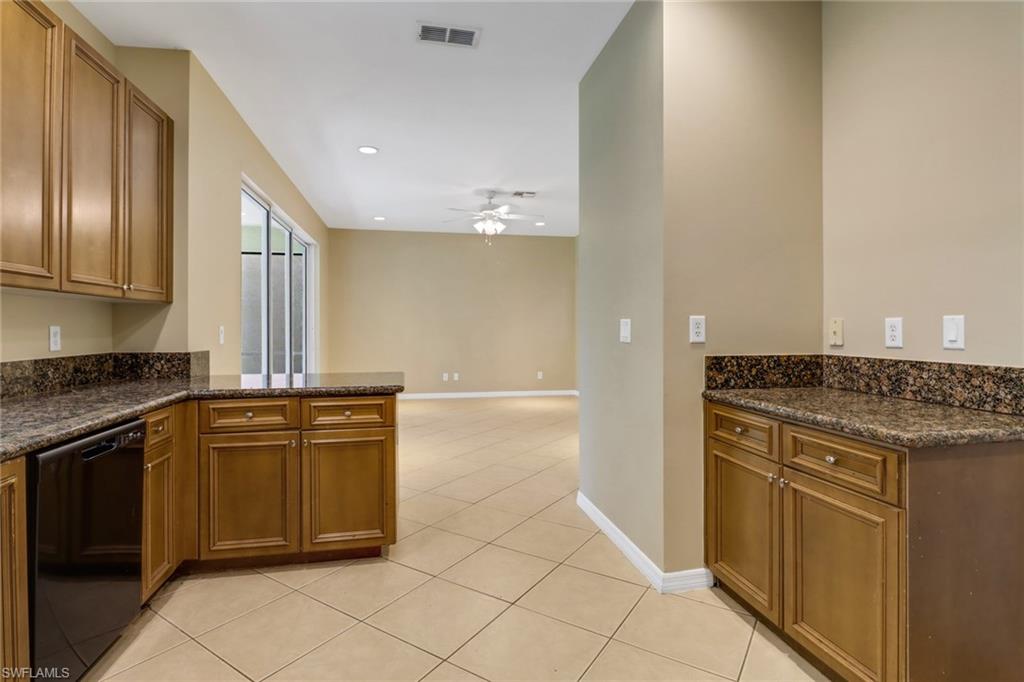 10124 N Golden Elm Dr Property Photo 12