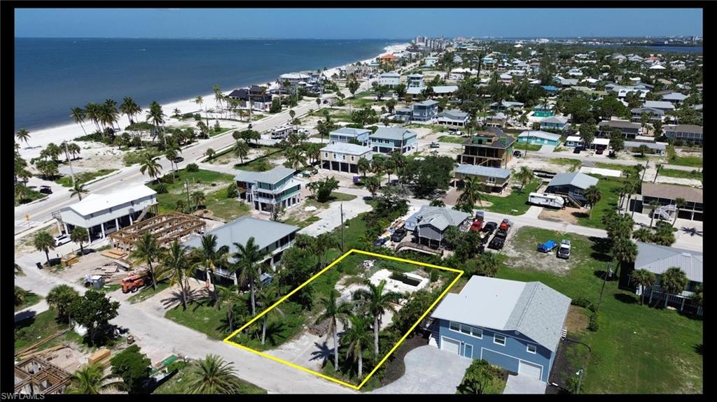 121 Gulf Island DR Property Photo 1