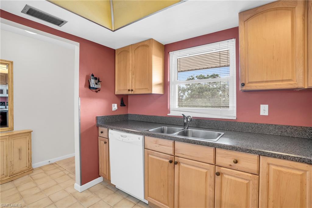 5419 Rattlesnake Hamm Rd # 304 Property Photo 8