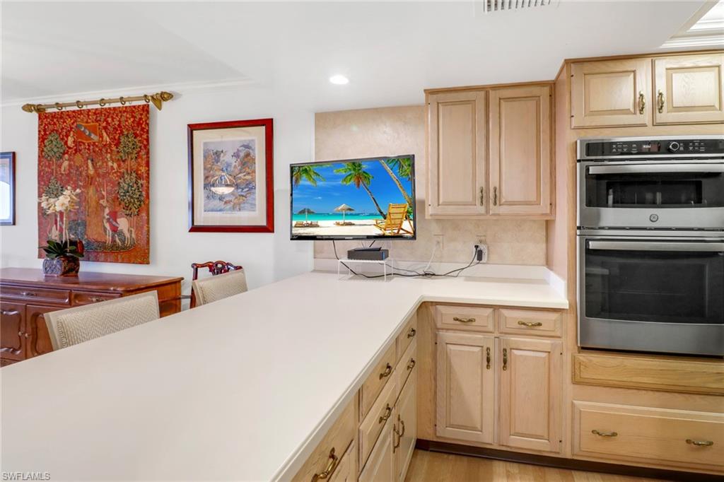 5260 S Landings Dr # 1005 Property Photo 10