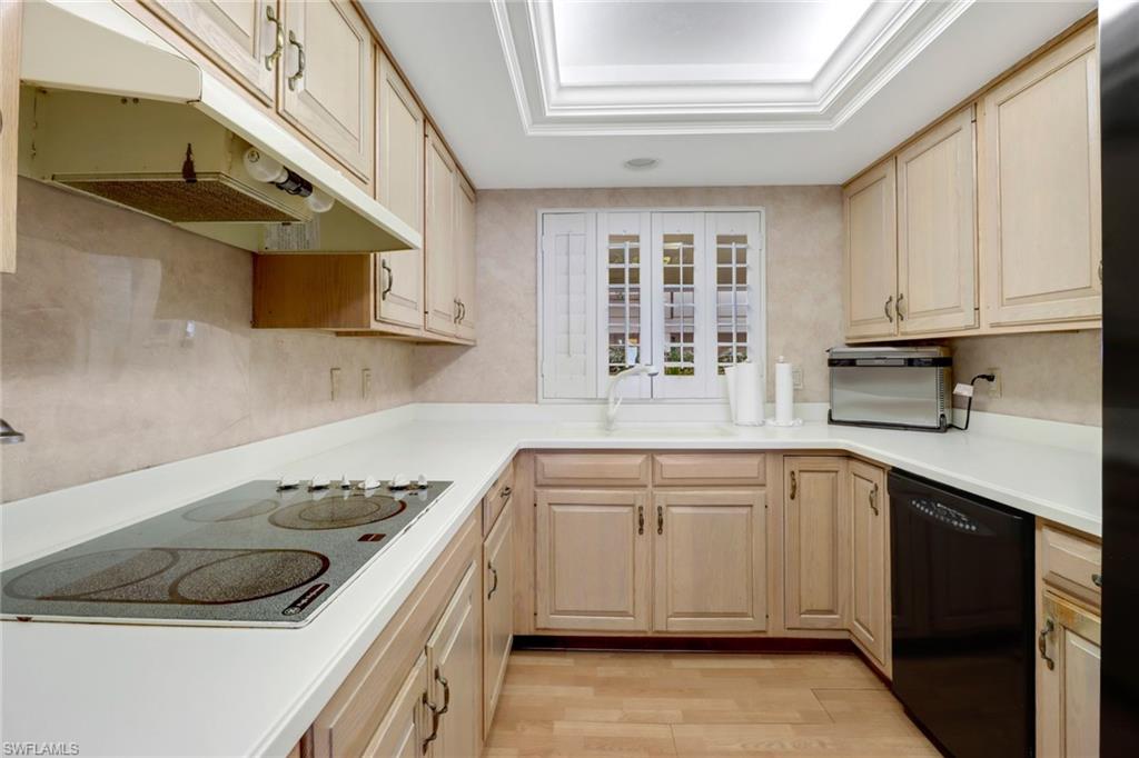 5260 S Landings Dr # 1005 Property Photo 11