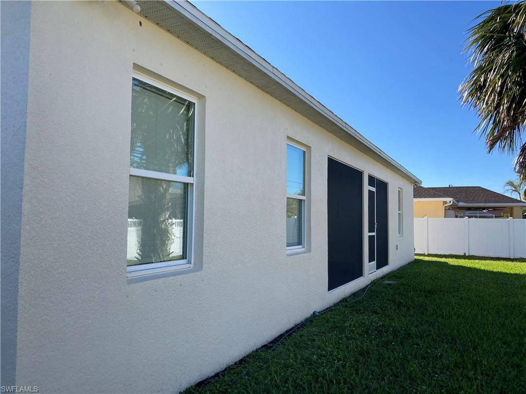 1417 Sw 12th Ter Property Photo 11