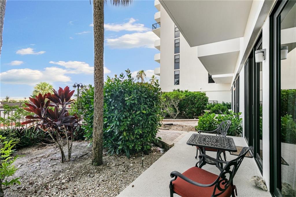 180 Seaview Ct # 105 Property Photo 16