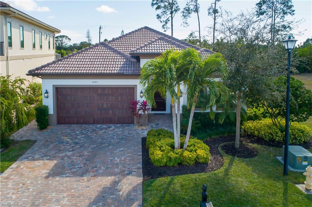 2883 Coco Lakes Dr Property Photo 1