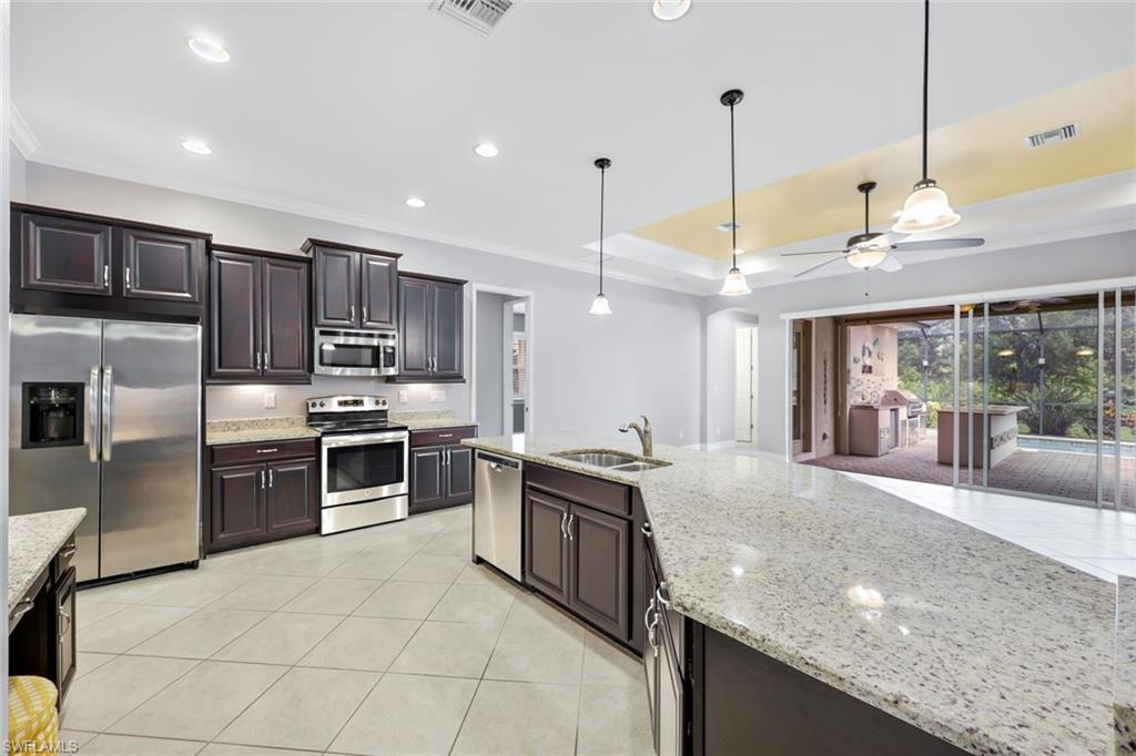 13211 Seaside Harbour Dr Property Photo 3