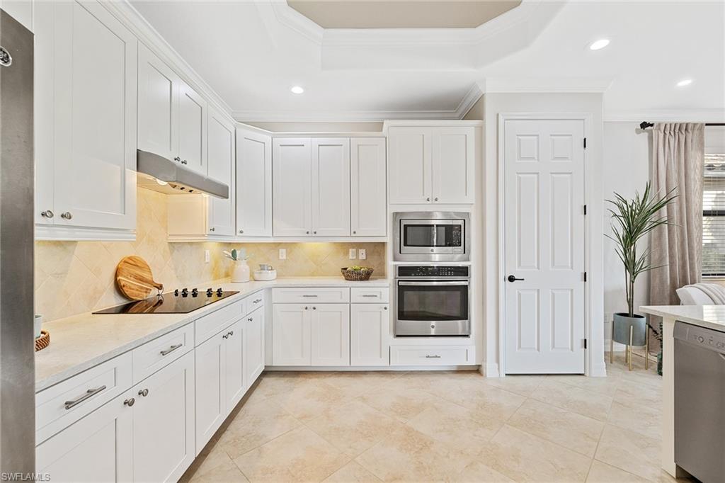 28557 Westmeath Ct Property Photo 10