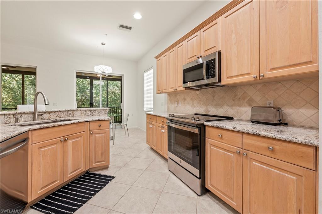 10040 Valiant Ct # 202 Property Photo 8