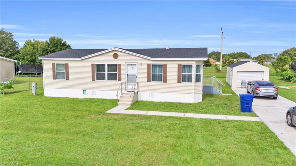 4185 Tanglewood Ln Property Photo 1