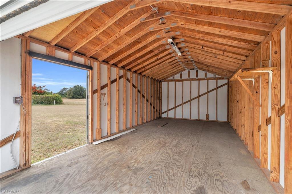 4185 Tanglewood Ln Property Photo 6