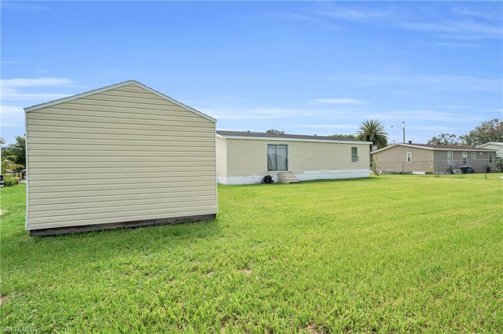 4185 Tanglewood Ln Property Photo 28