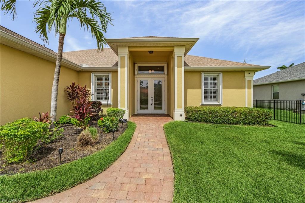 3327 Surfside Blvd Property Photo 1
