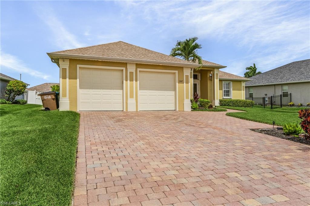 3327 Surfside Blvd Property Photo 6