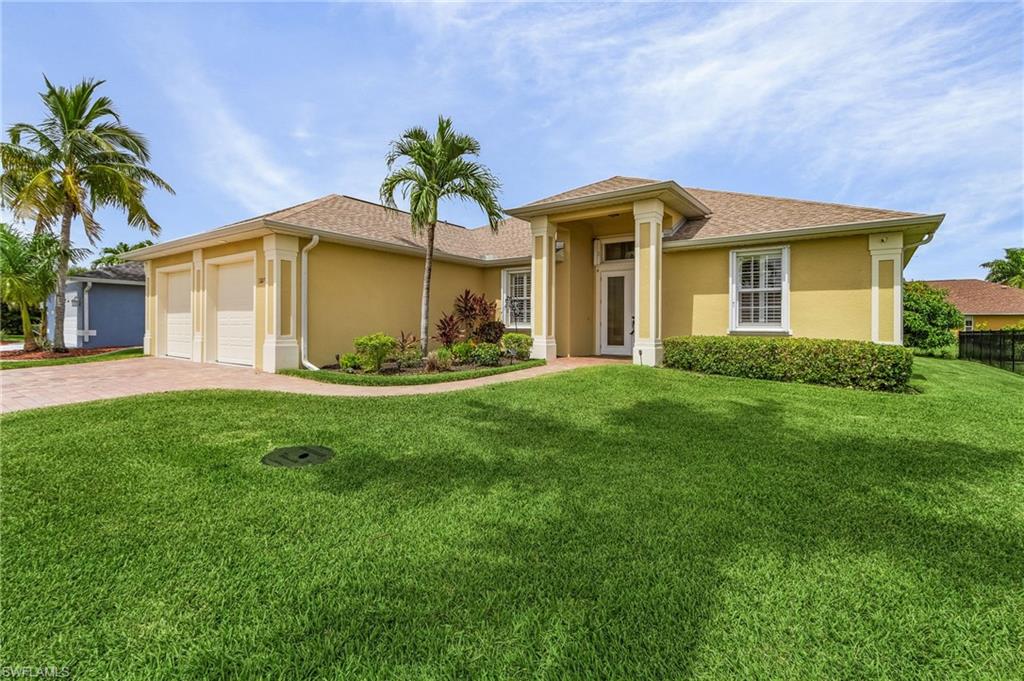 3327 Surfside Blvd Property Photo 8