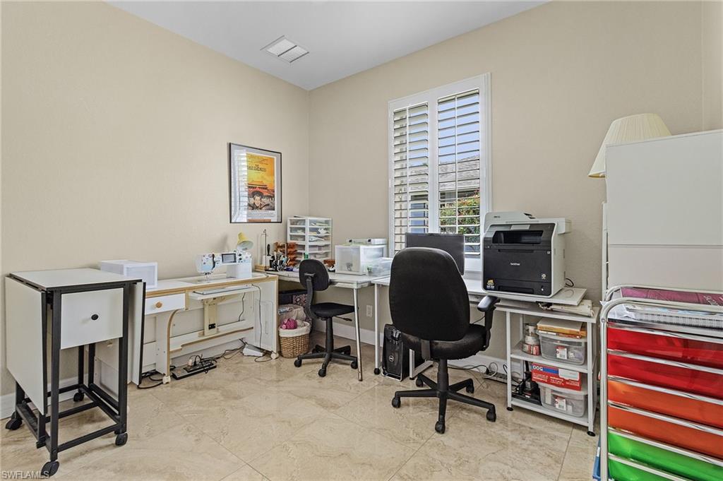 3327 Surfside Blvd Property Photo 24