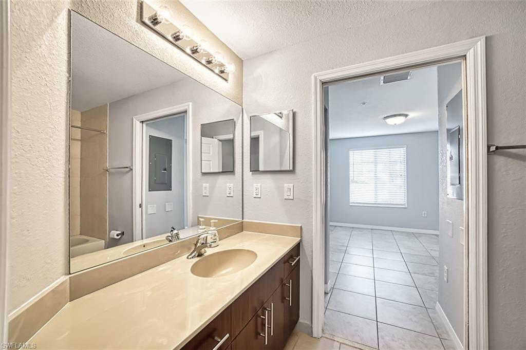 13190 Bella Casa Cir # 144 Property Photo 11