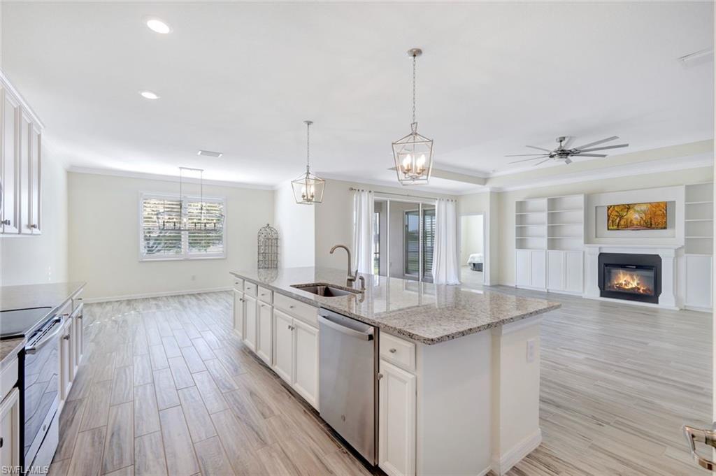 16467 Bonita Landing Cir Property Photo 13