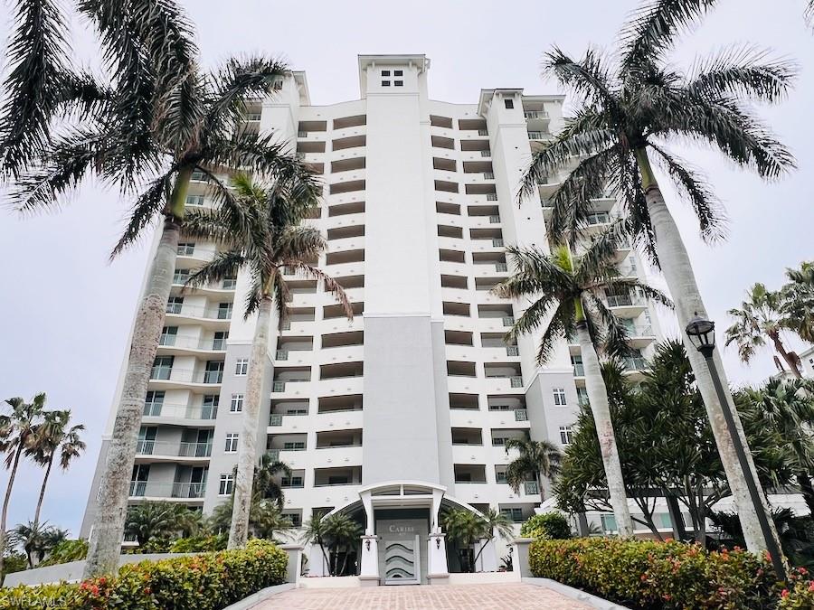 425 Cove Tower Dr # 902 Property Photo
