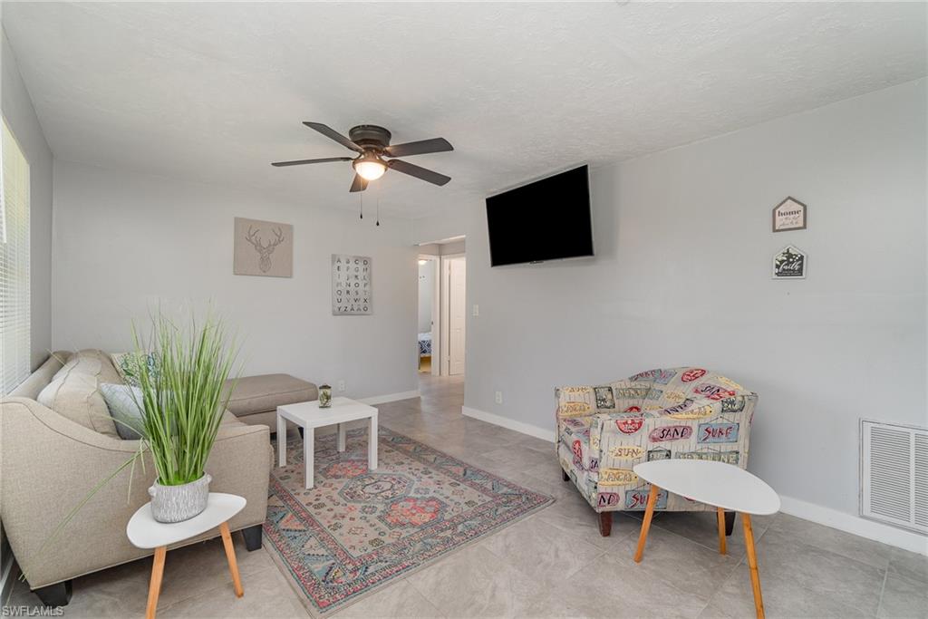 21 Cabana Ave Property Photo