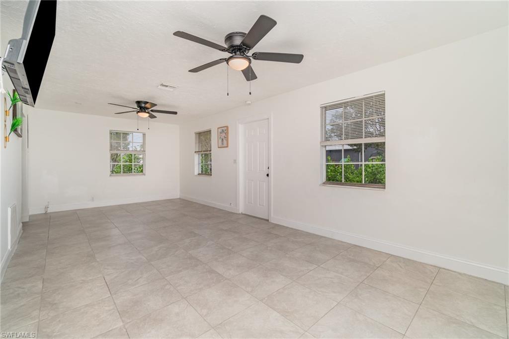 21 Cabana Ave Property Photo 3