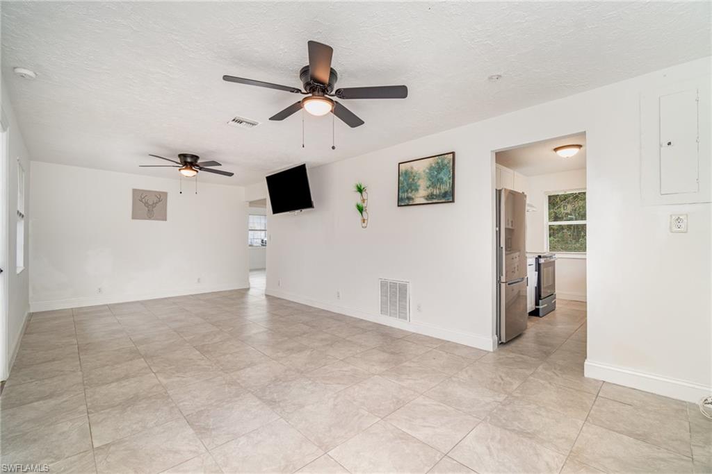 21 Cabana Ave Property Photo 7