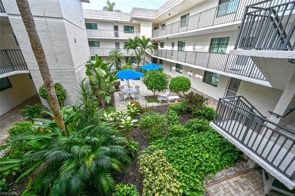 788 Park Shore Dr # C25 Property Photo 1