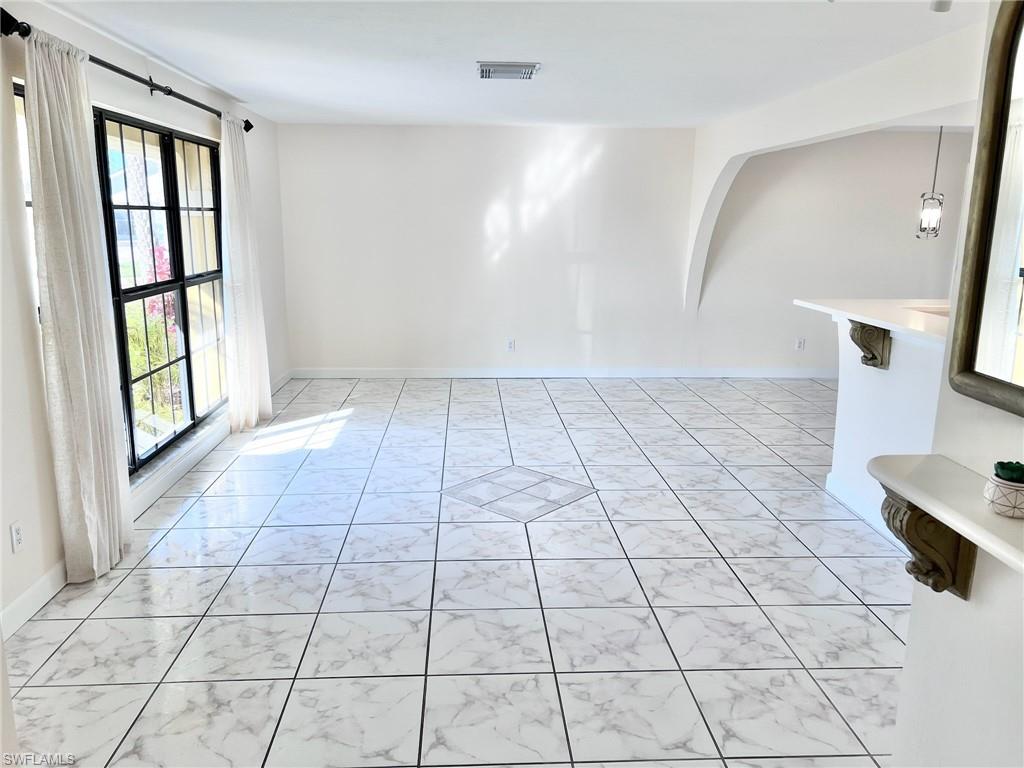 1223 Sw 51st St Property Photo 13