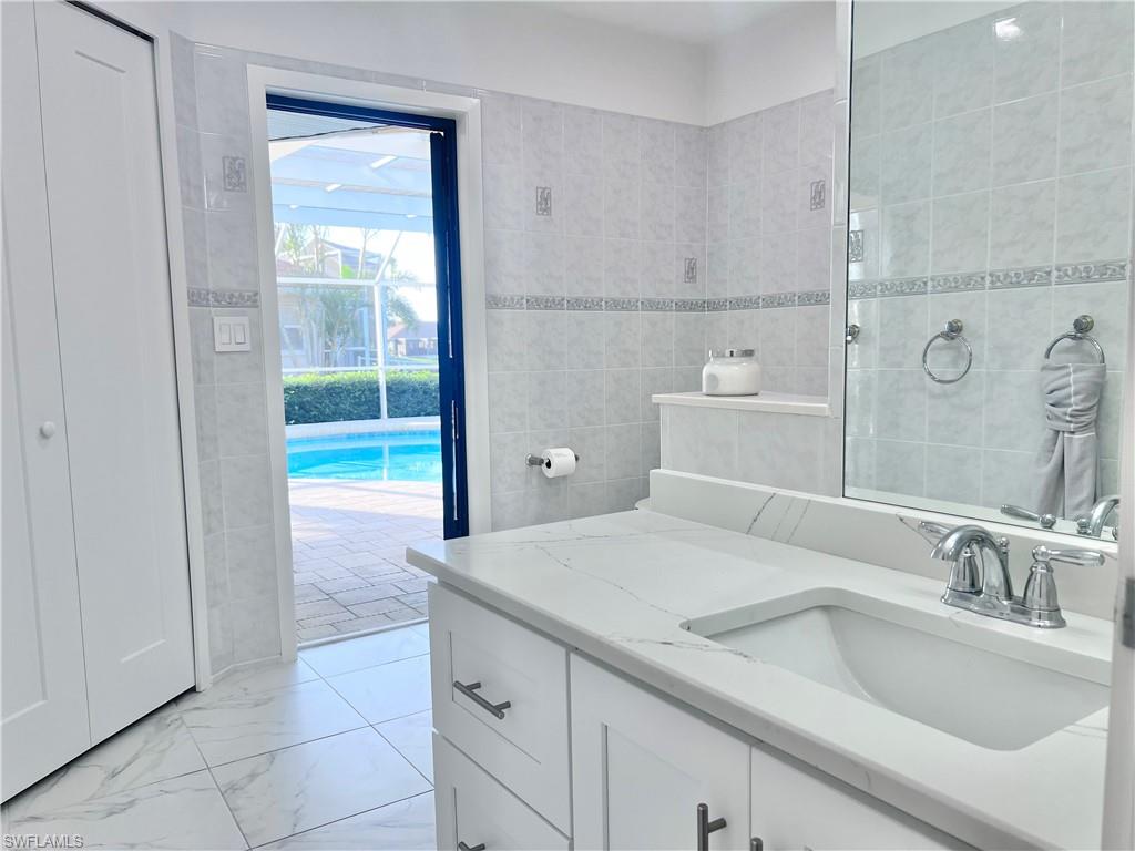 1223 Sw 51st St Property Photo 32