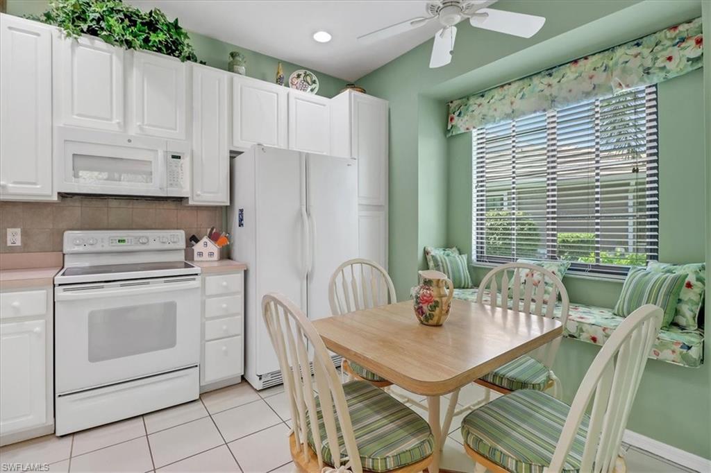 7685 Meadow Lakes Dr # 1301 Property Photo 7