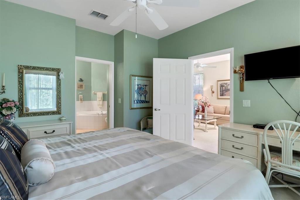 7685 Meadow Lakes Dr # 1301 Property Photo 14