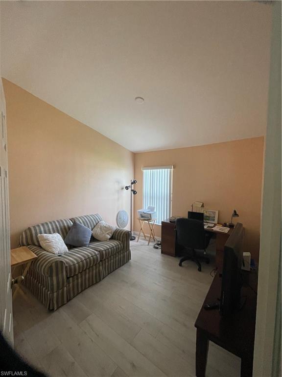 15821 Beachcomber Ave Property Photo 21