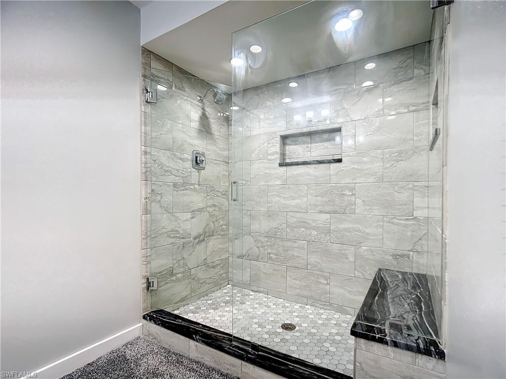 15711 Anderson Ln Property Photo 23