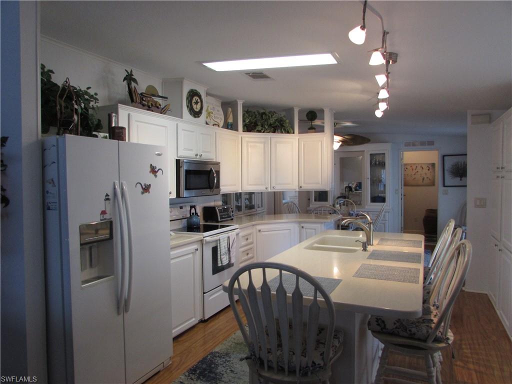 3057 Sloop Ln Property Photo 7