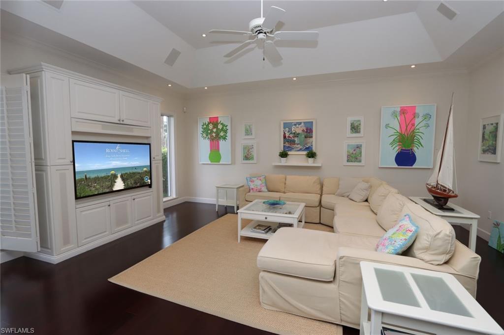 6967 Greentree Dr Property Photo 10