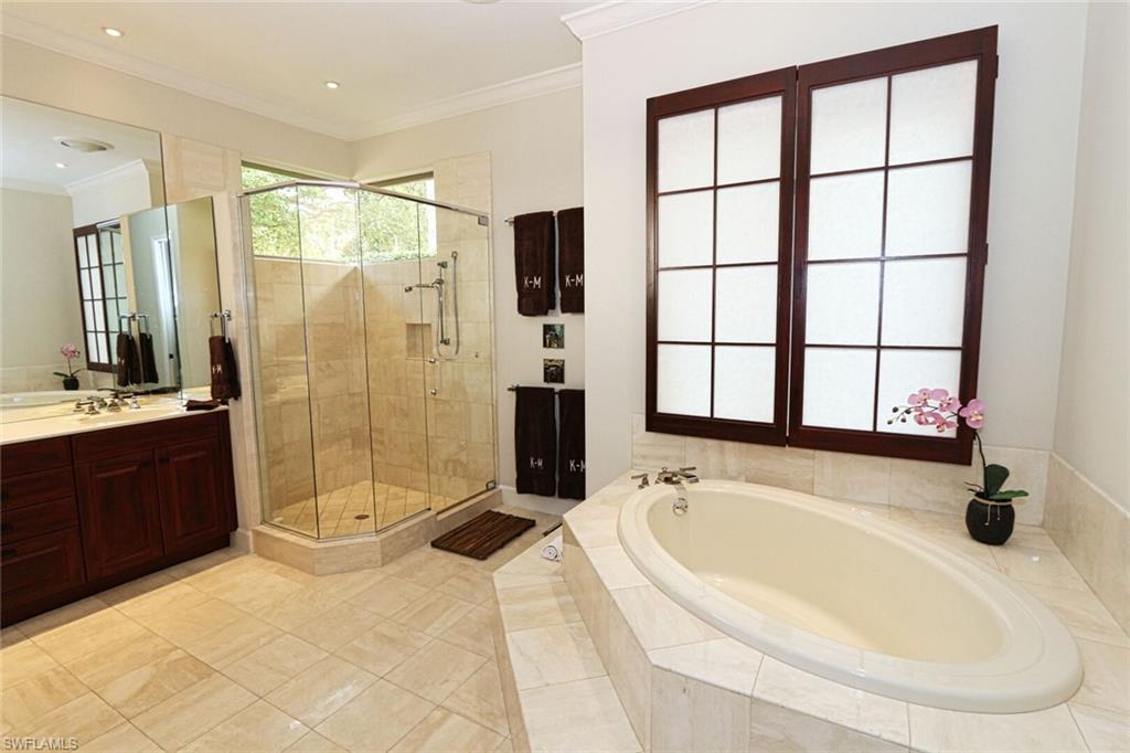 6967 Greentree Dr Property Photo 16