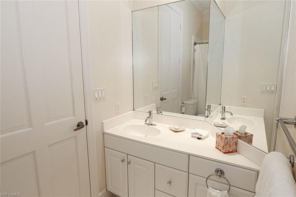 6967 Greentree Dr Property Photo 23